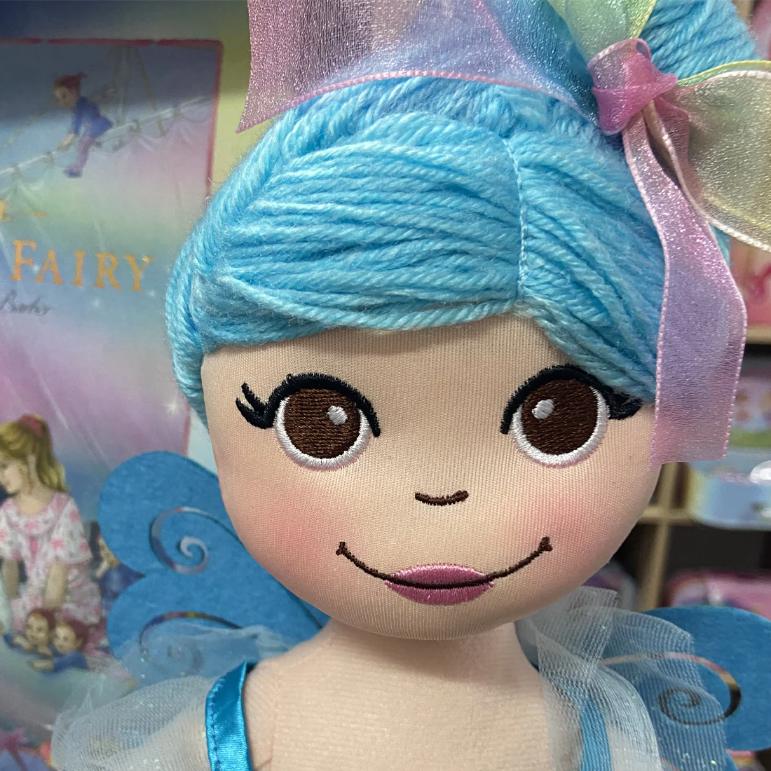 18" Love & Hug Tooth Fairy Doll - Image 3