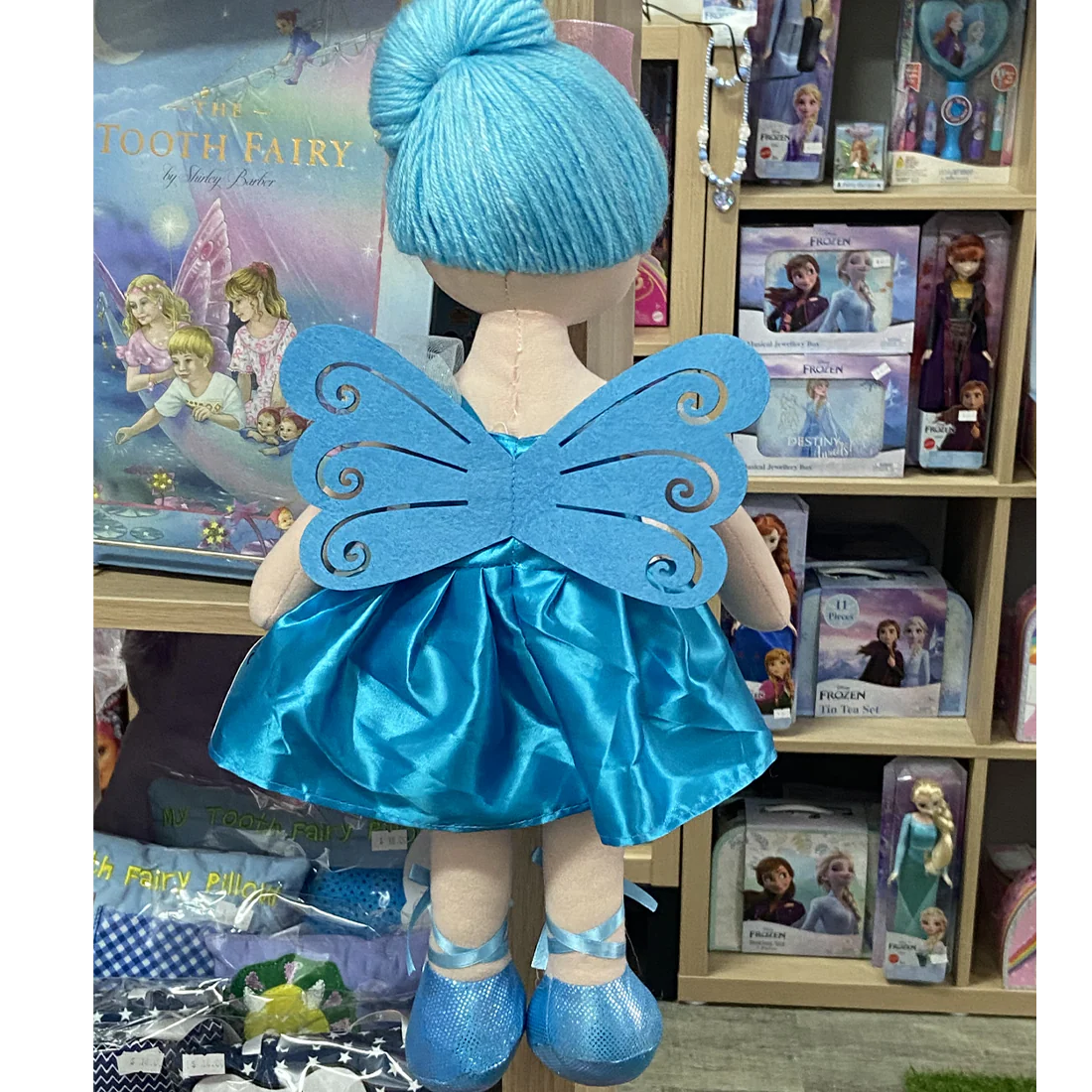 18" Love & Hug Tooth Fairy Doll - Image 4