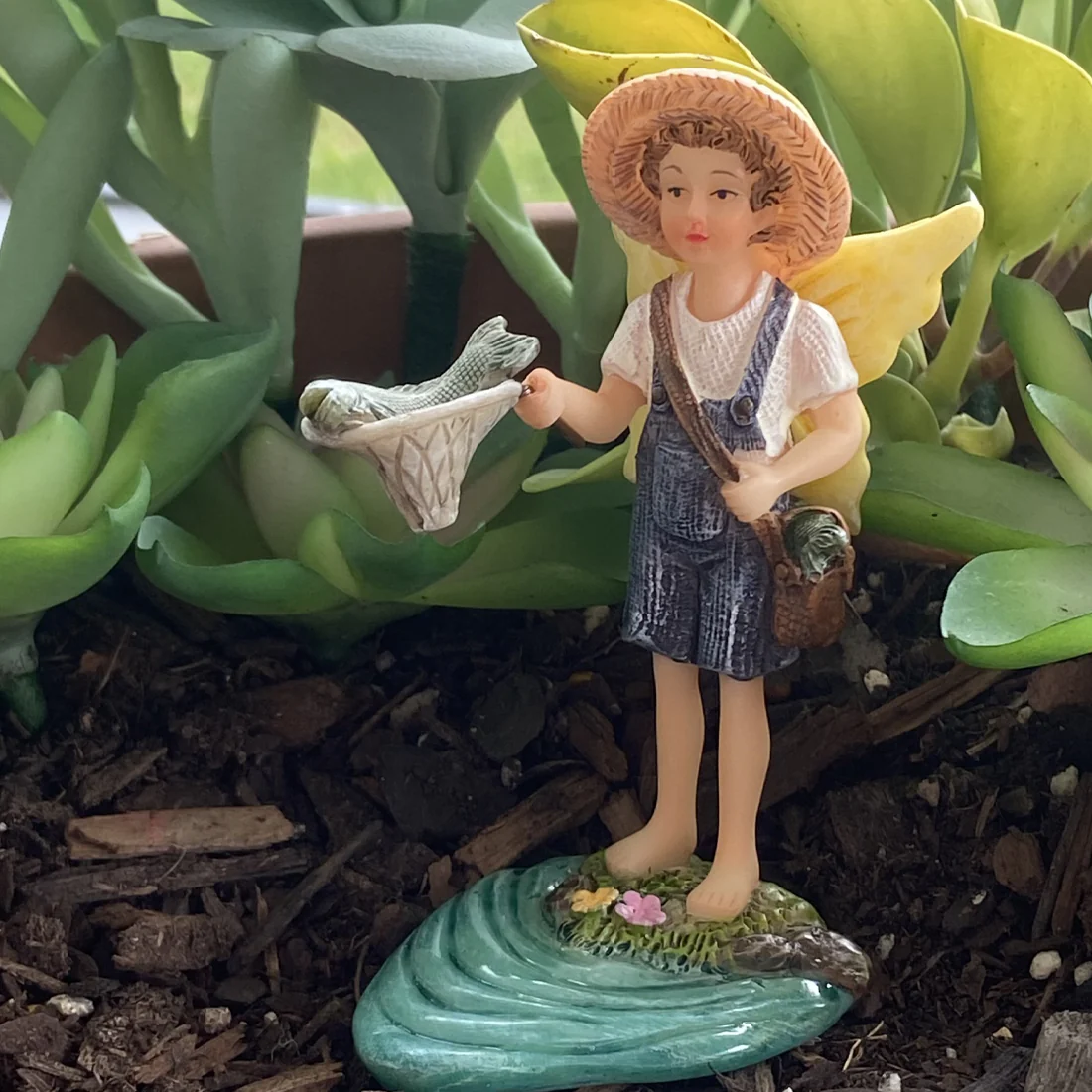 Fairy Figurine Logan Fishing - Image 3