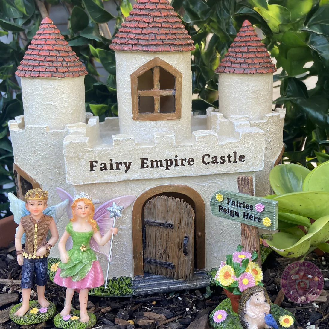 Prince Alexander and Princess Charlotte Fairy Figurines and Sign Set - Image 3